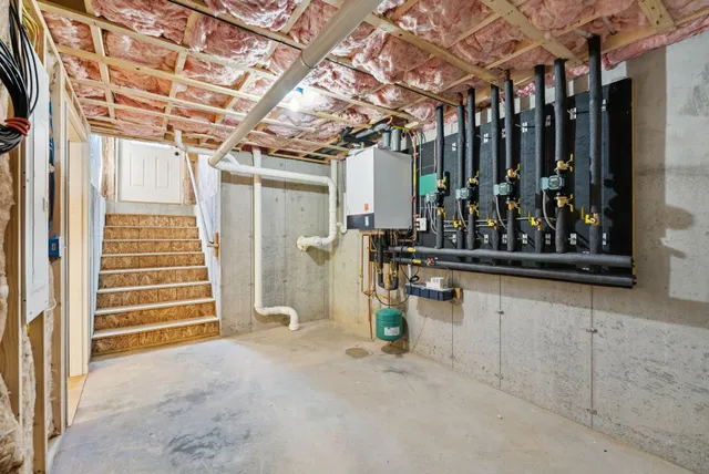 $899,000 | 1595 U.S. Route 1, Freeport, ME 04032