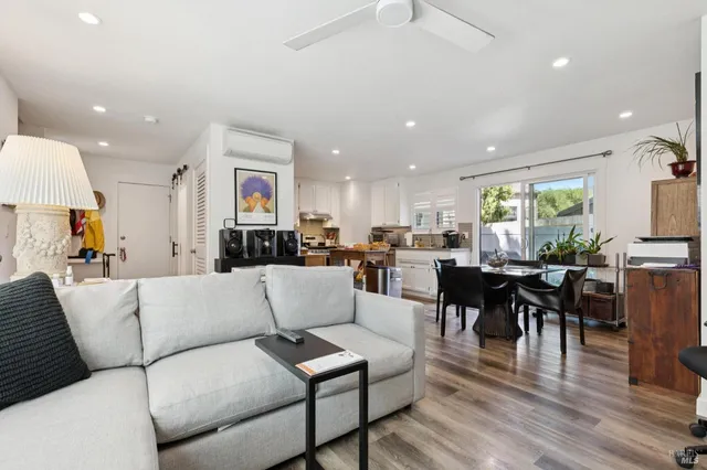 $1,695,000 | 6-8 Burgundy Way, Yountville, CA 94599