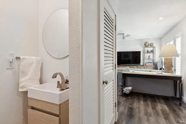 $1,695,000 | 6-8 Burgundy Way, Yountville, CA 94599