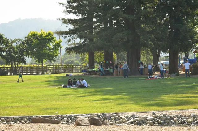 $1,695,000 | 6-8 Burgundy Way, Yountville, CA 94599