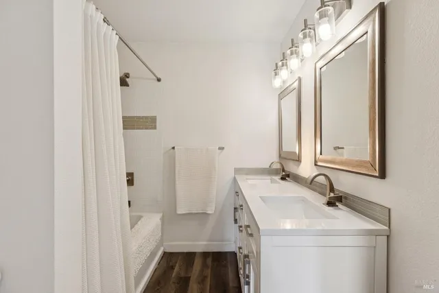 $1,695,000 | 6-8 Burgundy Way, Yountville, CA 94599