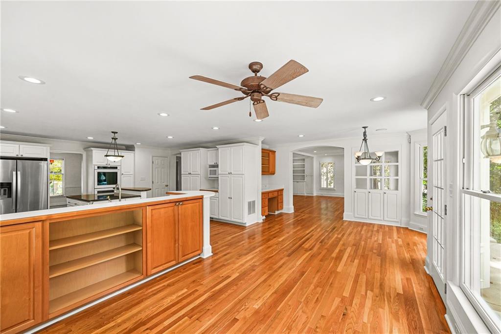 4696 Devonshire Road Atlanta, GA 30338 - Photo 12 of 43