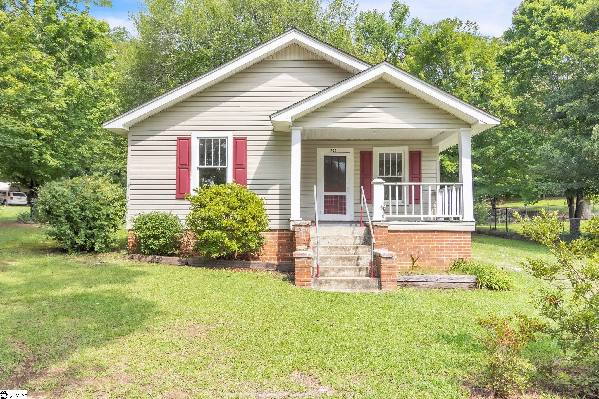 704 Slater Road Marietta, SC 29661 - Photo 1 of 25