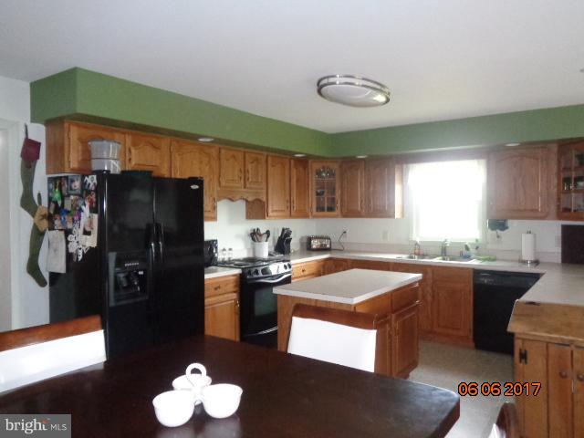 719 Quarry Road Bunker Hill, WV 25413 - Photo 3 of 30 Kitchen