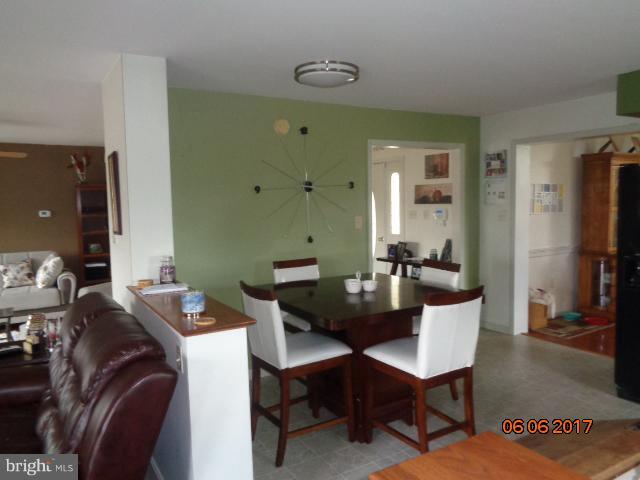 719 Quarry Road Bunker Hill, WV 25413 - Photo 4 of 30 Kitchen