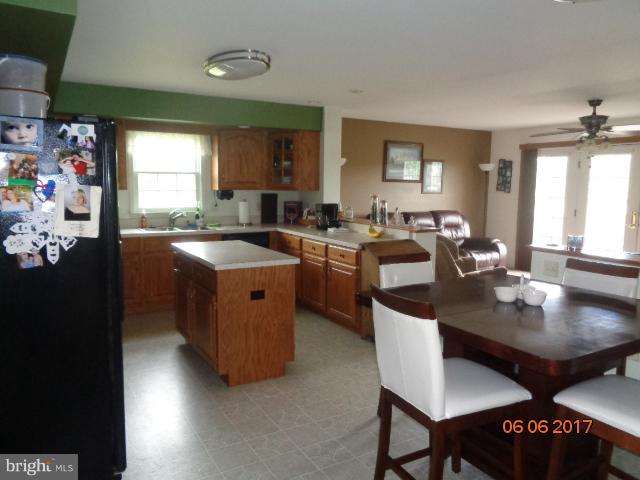 719 Quarry Road Bunker Hill, WV 25413 - Photo 5 of 30 Kitchen