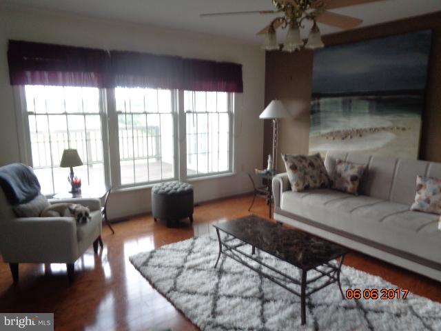 719 Quarry Road Bunker Hill, WV 25413 - Photo 10 of 30 Family Room