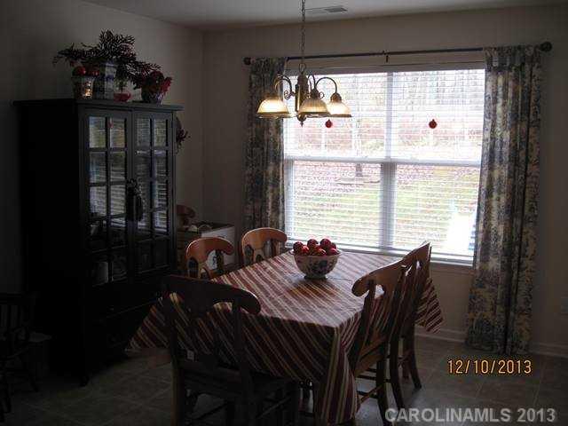 10414 Carver Falls Road Charlotte, NC 28214 - Photo 4 of 7