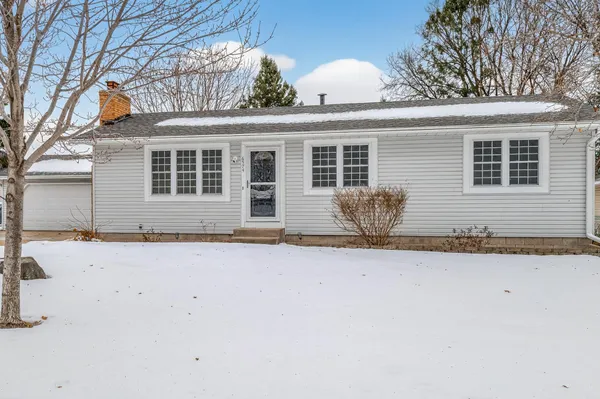 $368,000 | 6574 Hokah Drive, Lino Lakes, MN 55014