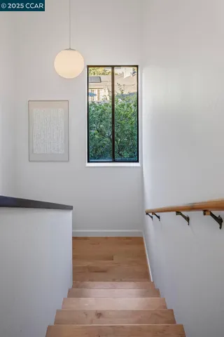 $1,395,000 | 5621 Maxwelton Road, Oakland, CA 94618