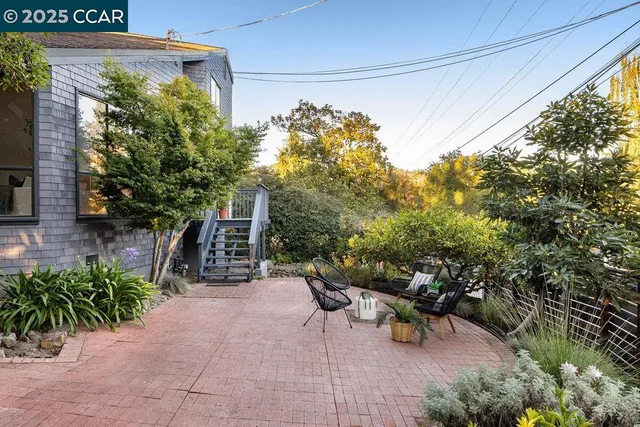 $1,395,000 | 5621 Maxwelton Road, Oakland, CA 94618