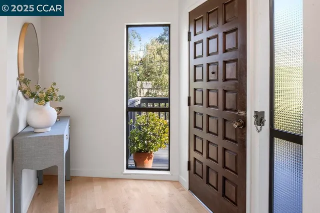 $1,395,000 | 5621 Maxwelton Road, Oakland, CA 94618