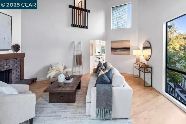 $1,395,000 | 5621 Maxwelton Road, Oakland, CA 94618