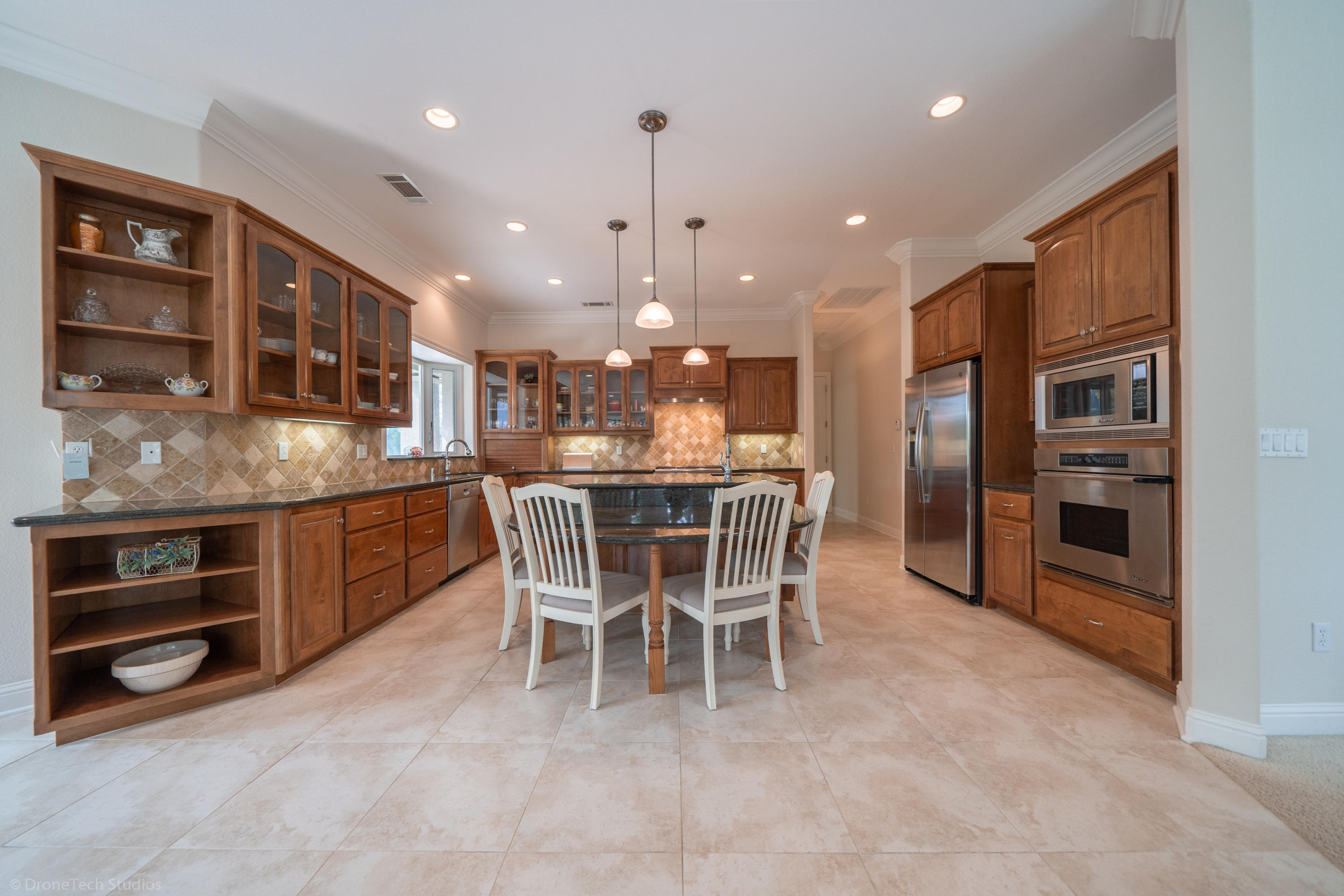 13198 Tierra Heights Road Redding, CA 96003 - Photo 30 of 102 !