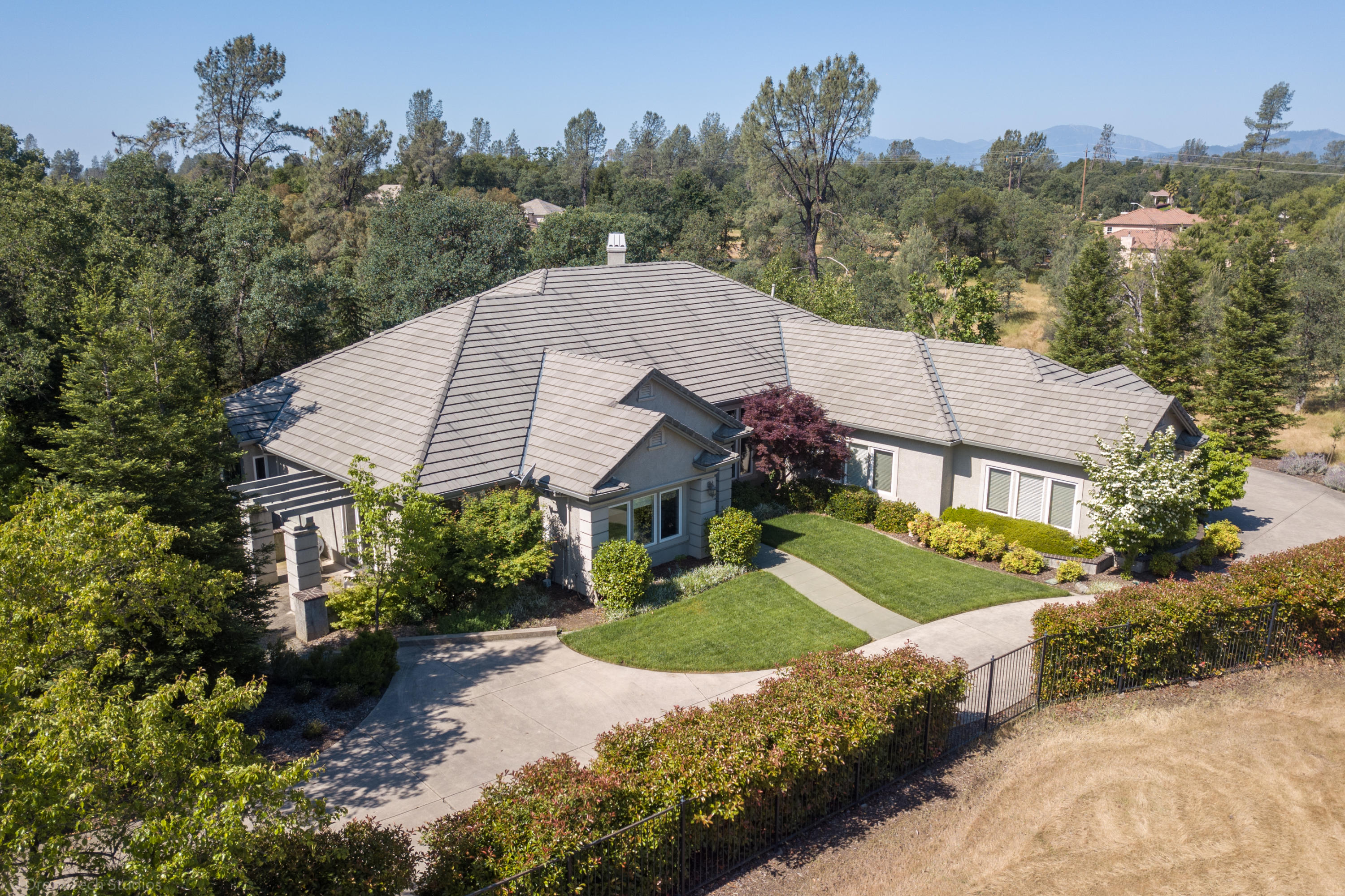 13198 Tierra Heights Road Redding, CA 96003 - Photo 4 of 102 Drone_Sunny-2