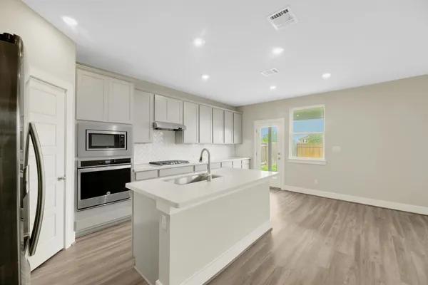 $2,700 | 3808 Bristol Motor Pass, Austin, TX 78728