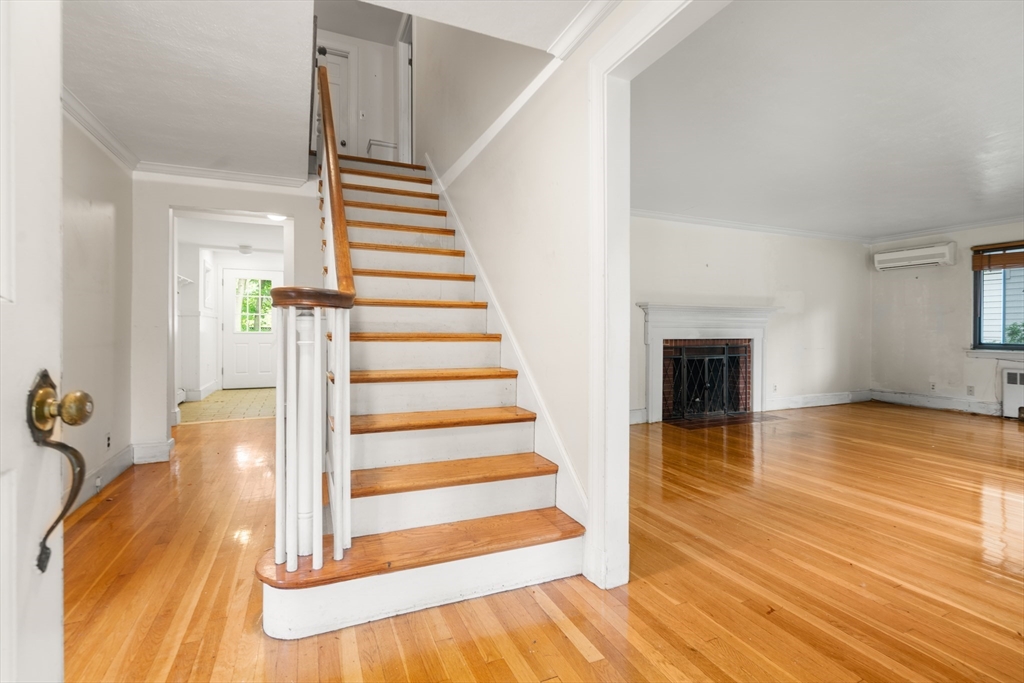 65 Kirkstall Road Newton, MA 02460 - Photo 15 of 42