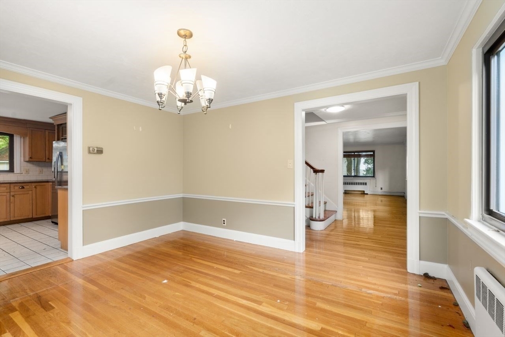 65 Kirkstall Road Newton, MA 02460 - Photo 18 of 42