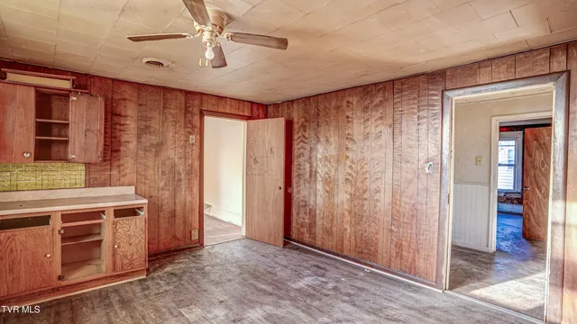 $85,000 | 617 Fairview Street, Bristol, VA 24201