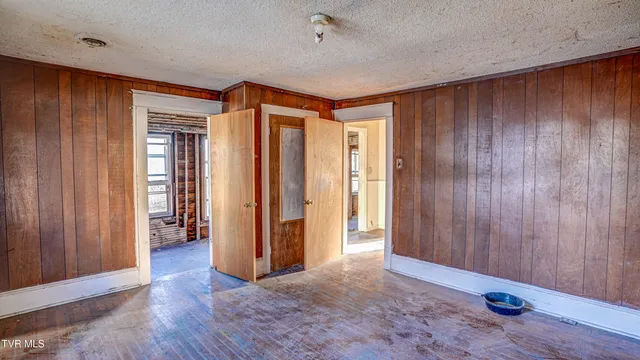 $85,000 | 617 Fairview Street, Bristol, VA 24201