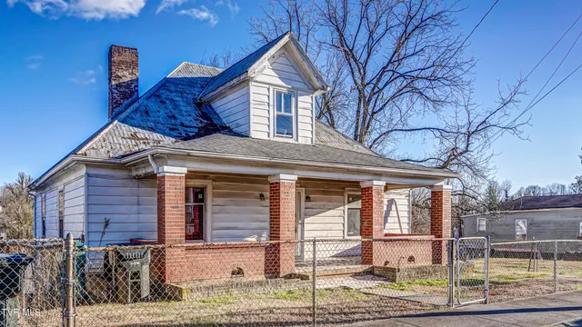 $85,000 | 617 Fairview Street, Bristol, VA 24201