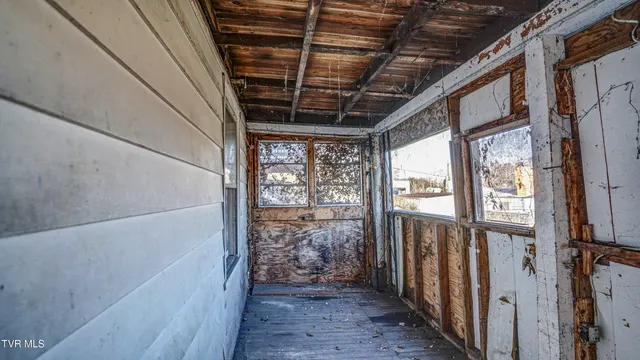 $85,000 | 617 Fairview Street, Bristol, VA 24201