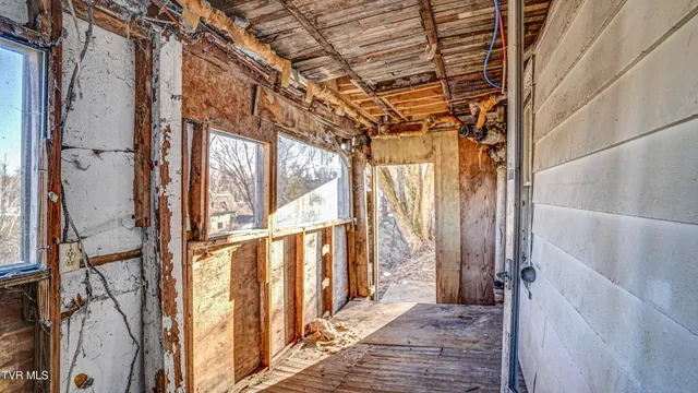 $85,000 | 617 Fairview Street, Bristol, VA 24201