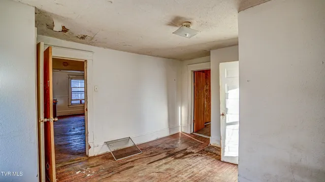 $85,000 | 617 Fairview Street, Bristol, VA 24201