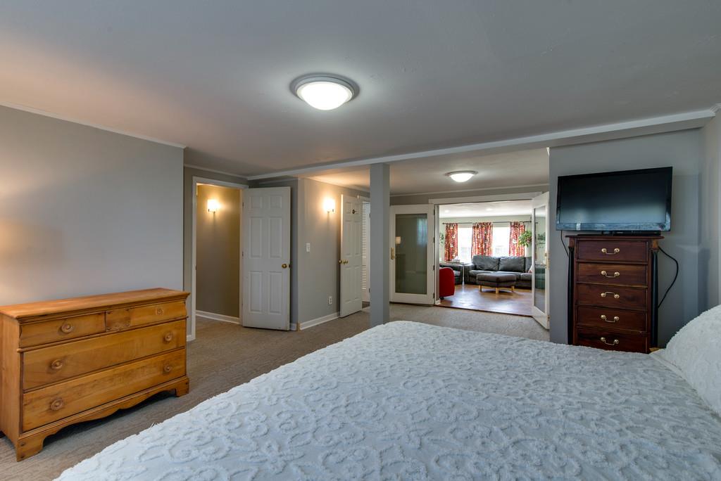 5019 Chaffin Drive Nashville, TN 37221 - Photo 20 of 30 a view of a livingroom with a chair and tv