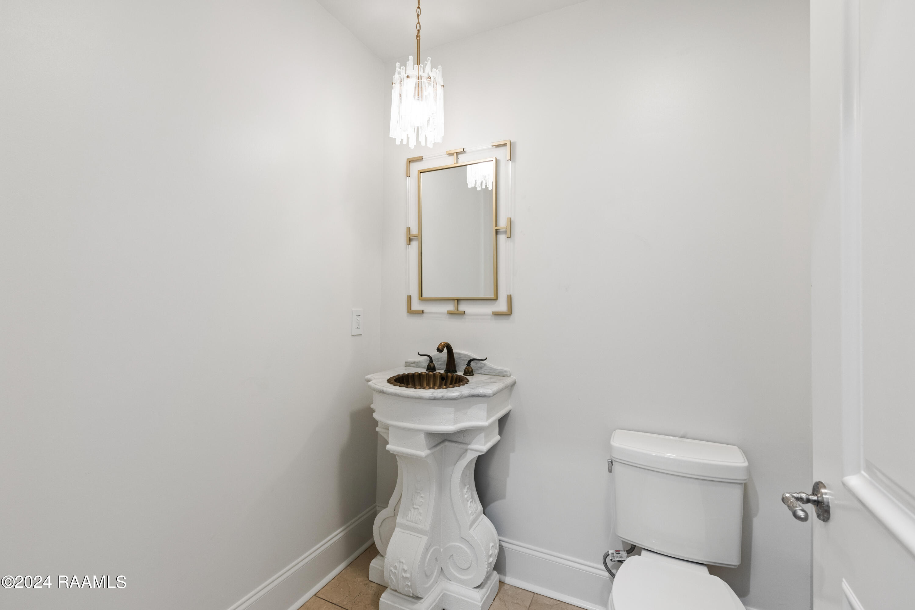 605 Silverstone Road, Unit 206B Lafayette, LA 70508 - Photo 22 of 32 605Silverstone605BUPD-36