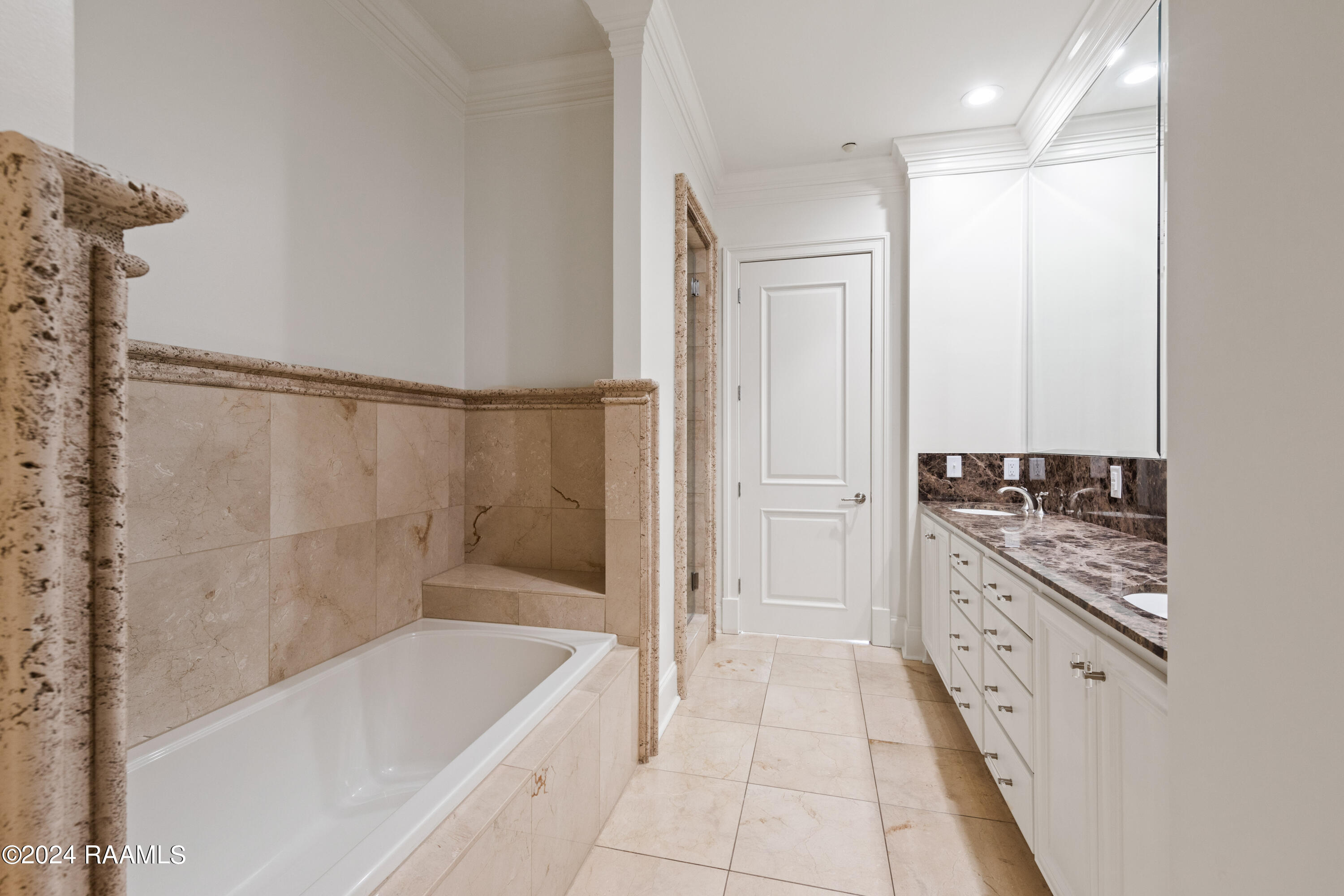 605 Silverstone Road, Unit 206B Lafayette, LA 70508 - Photo 25 of 32 605Silverstone605BUPD-48