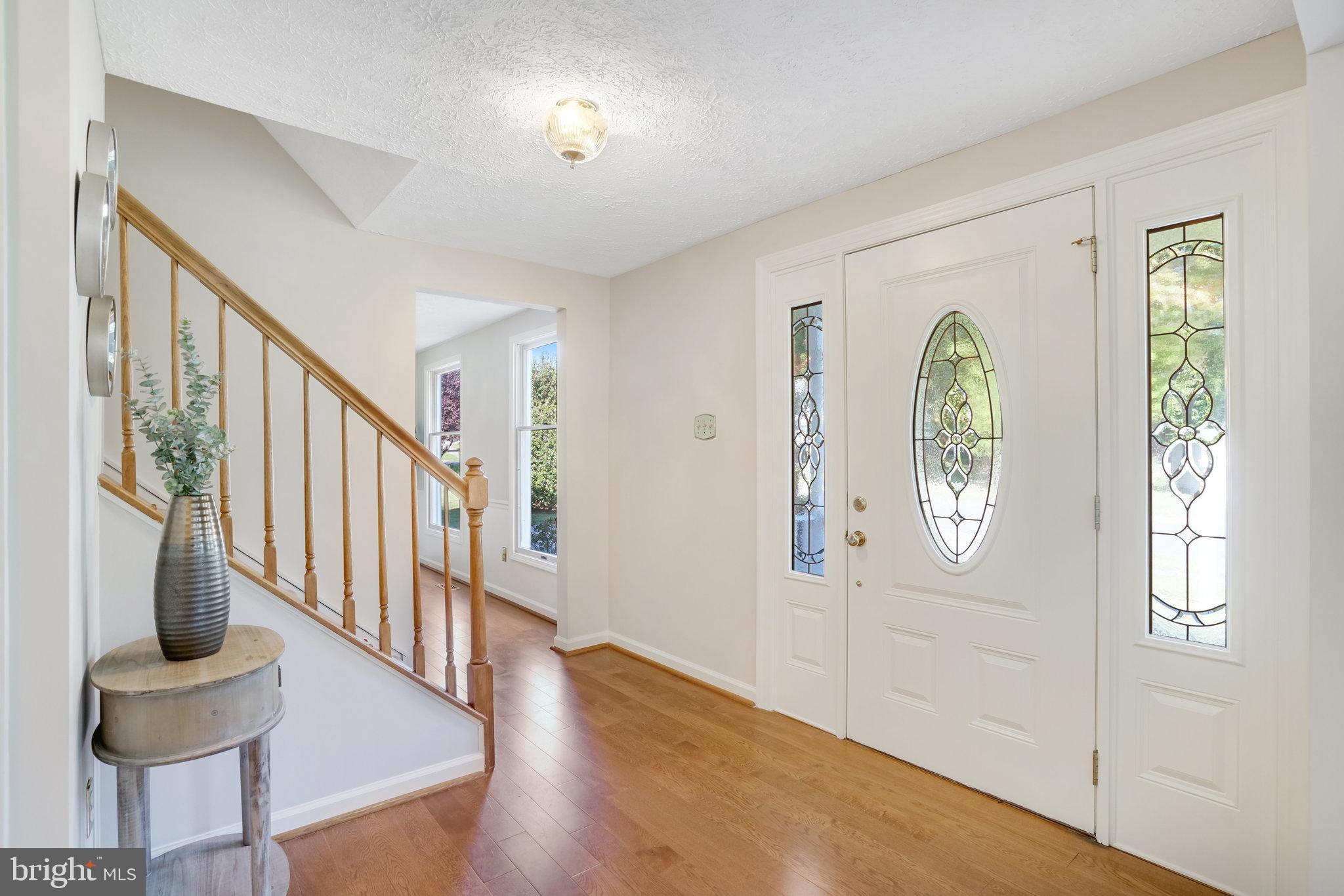 8012 Treasure Tree Court Springfield, VA 22153 - Photo 10 of 69 Welcome In!