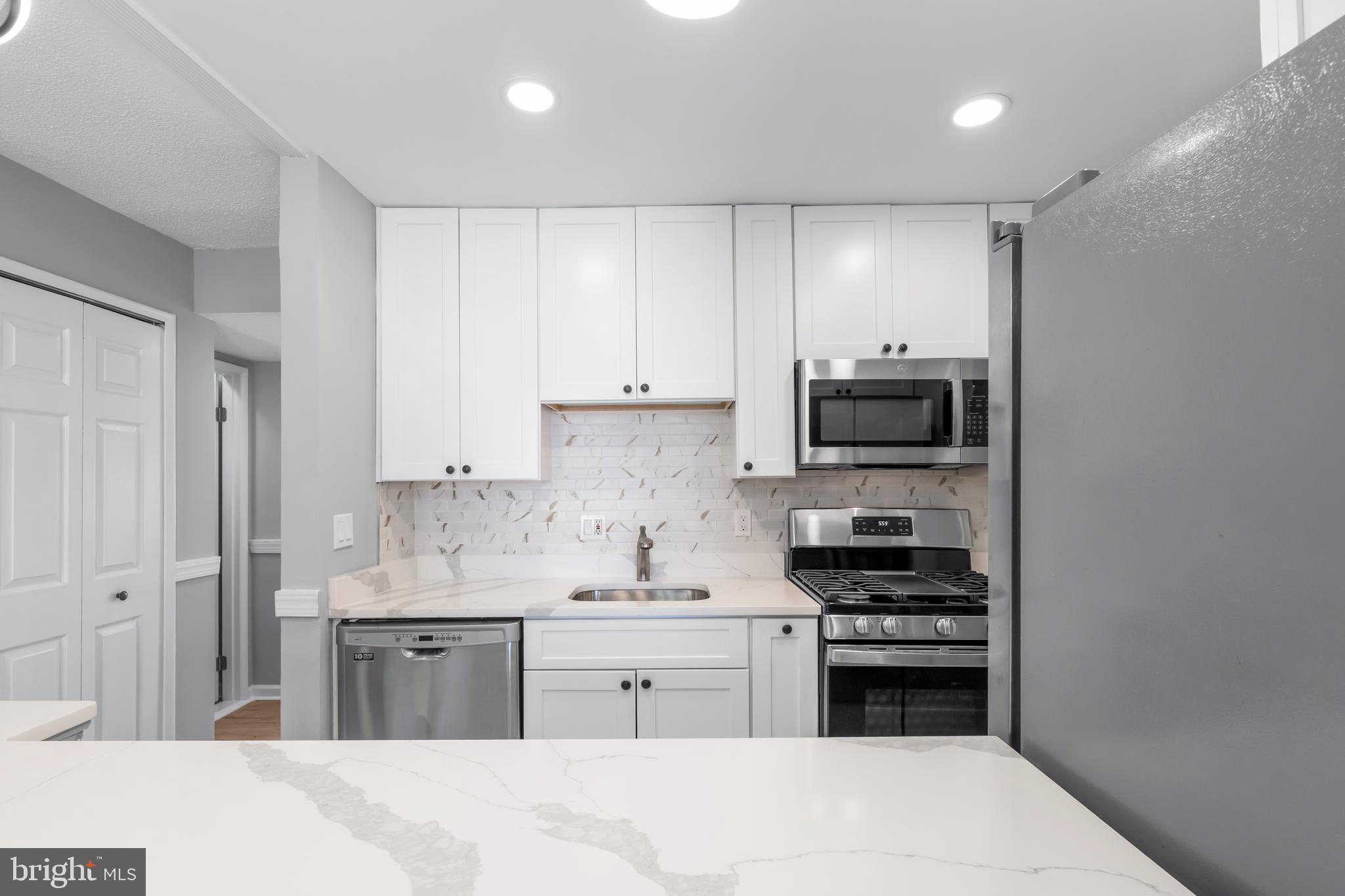 529 Wilson Bridge Drive, Unit 6728 C2 Oxon Hill, MD 20745 - Photo 10 of 24