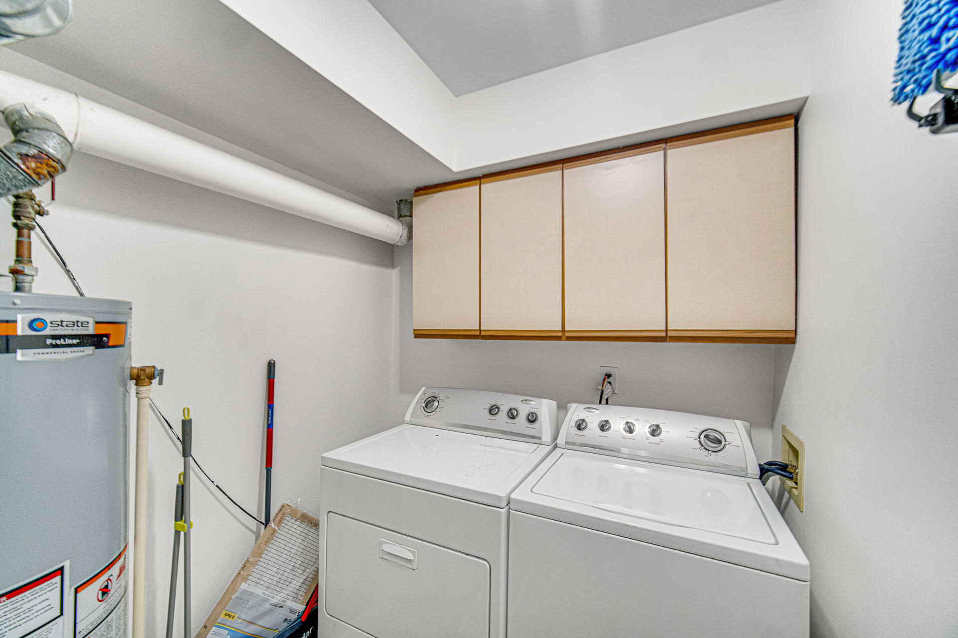 771 Kenmare Parkway Crown Point, IN 46307 - Photo 13 of 19 a utility room with dryer and washer