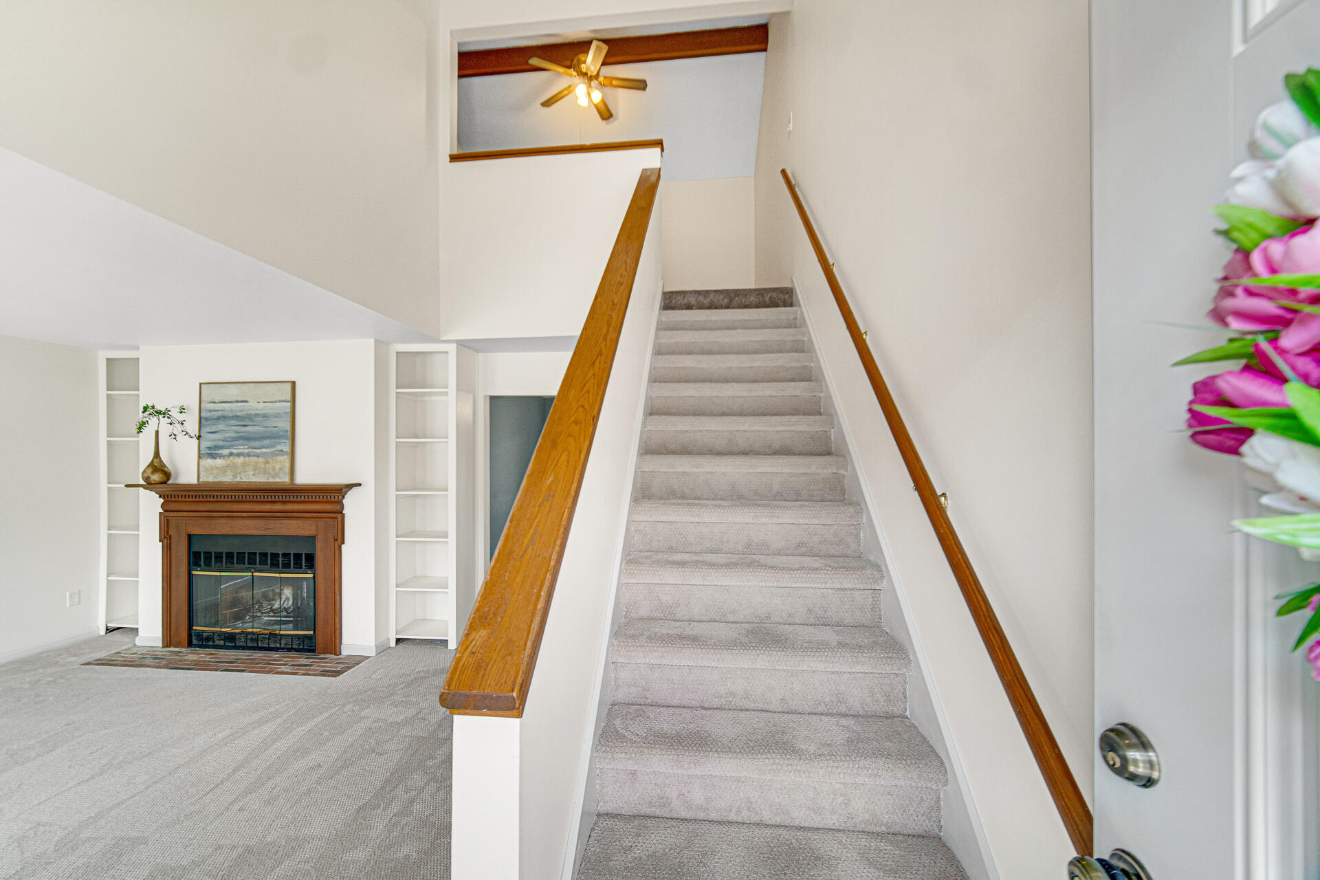 771 Kenmare Parkway Crown Point, IN 46307 - Photo 5 of 19 a view of entryway and hall