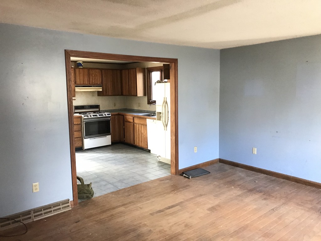 2 Barberry Road Norton, MA 02766 - Photo 3 of 12 Gallery Image 3