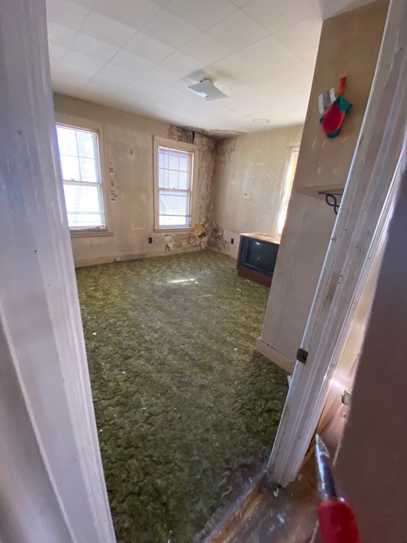 4 Potter Village Road Charlton, MA 01507 - Photo 15 of 22