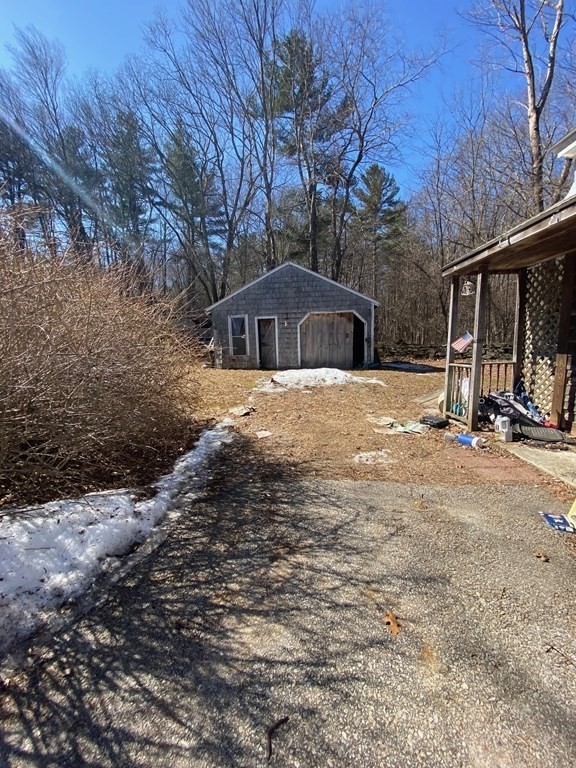 4 Potter Village Road Charlton, MA 01507 - Photo 6 of 22