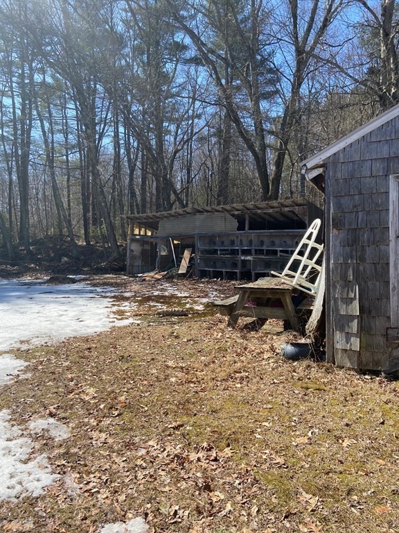 4 Potter Village Road Charlton, MA 01507 - Photo 8 of 22