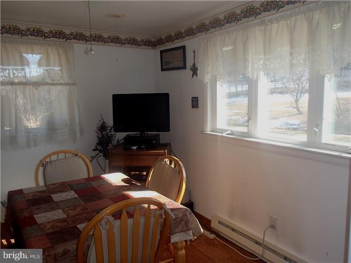 489 Gehman Road Barto, PA 19504 - Photo 4 of 25 Gallery Image 4