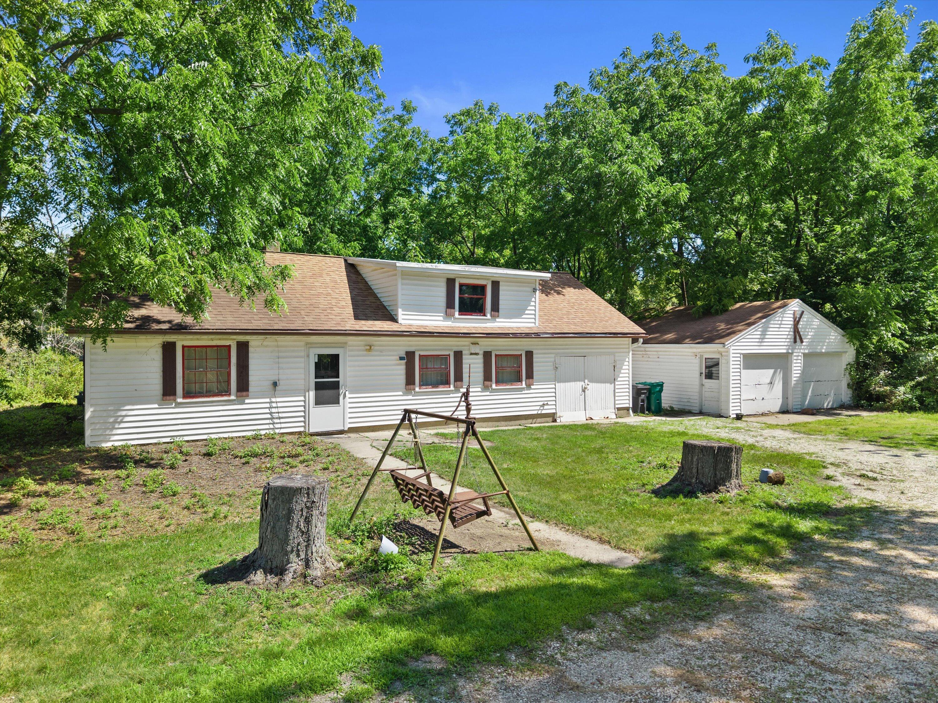 W156N7968 Pilgrim Road Menomonee Falls, WI 53051 - Photo 4 of 25 03-DJI_20260710104656_0849_D