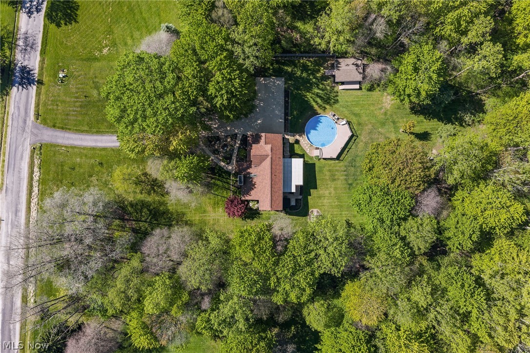 18976 Thorpe Road Chagrin Falls, OH 44023 - Photo 43 of 45
