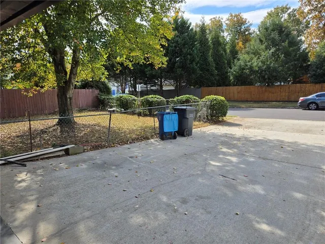 $2,200 | 3243 Oak Vista Way Southwest, Lawrenceville, GA 30044