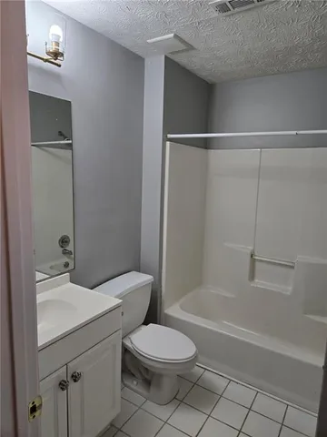 $2,200 | 3243 Oak Vista Way Southwest, Lawrenceville, GA 30044