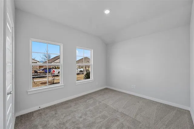 $2,400 | 413 Rose Avenue, Cleburne, TX 76033