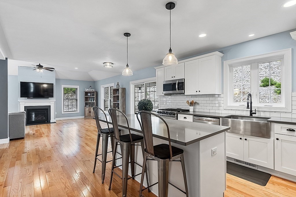 96 East Road Westminster, MA 01473 - Photo 8 of 38