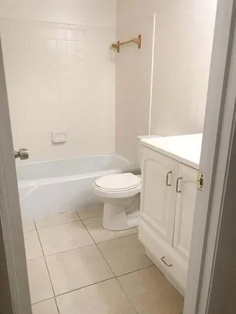 $109,000 | 2050 Oleander Boulevard, Unit 1105, Fort Pierce, FL 34950