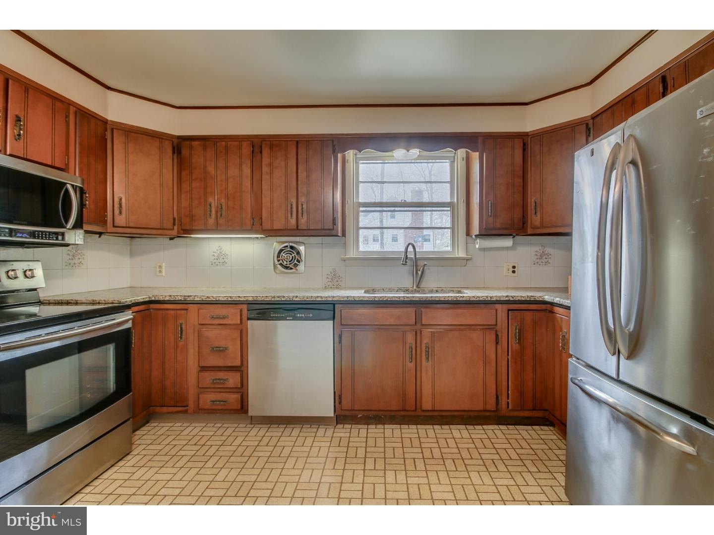 4854 Harrison Road Doylestown, PA 18902 - Photo 7 of 25