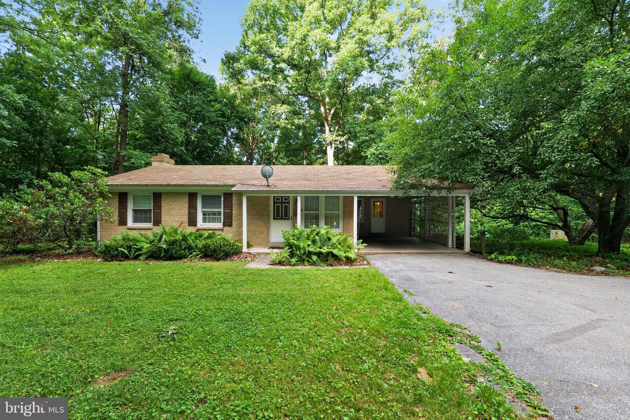 9810 Woodsboro Road Frederick, MD 21701 - Photo 1 of 32