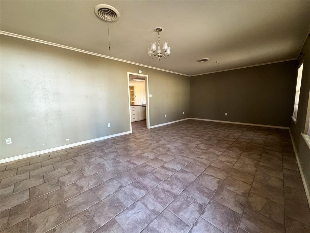 1005 North 7th Street Haskell, TX 79521 - Photo 4 of 31